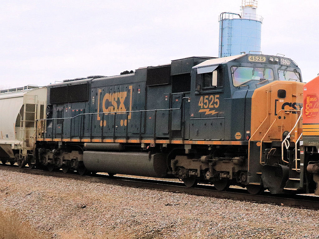 CSX 4525